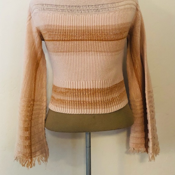 FREE PEOPLE CROPPED CABLE KNIT TURTLENECK SWEATER - BELL TATTERED SLEEVES - Picture 3 of 8